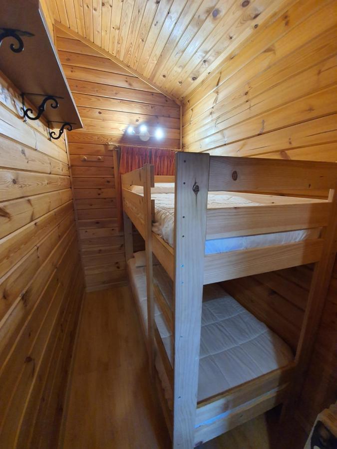 Bungalows Conca De Ter Vilallonga de Ter Eksteriør billede